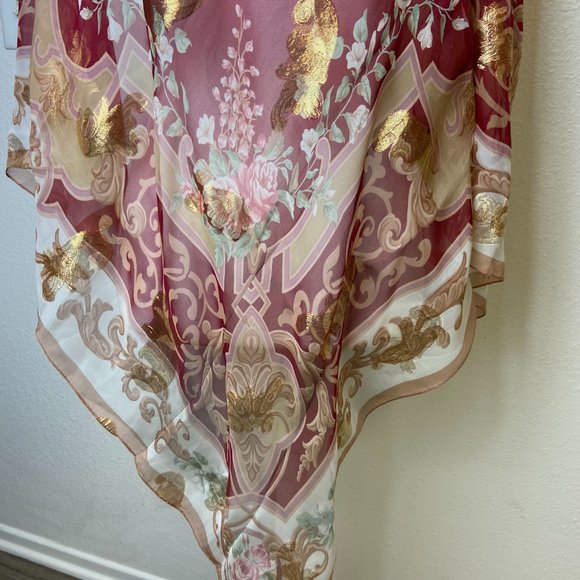 BASILE Vintage Large Square Scarf 100% Silk Gold Size 43" x 43" - Picture 3 of 9